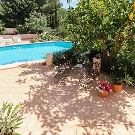 בית נופש Paradiso *